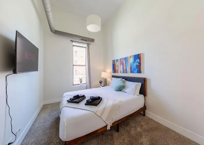 Apartamento Smoke Ok 3br Oasis Near Uic, Mccormick Place *