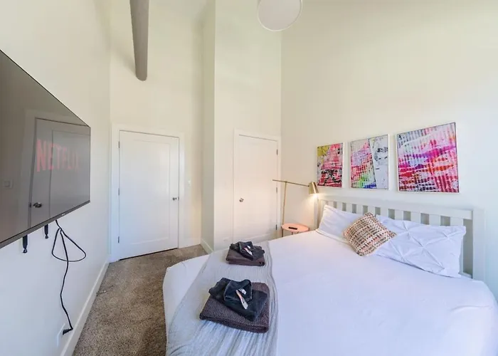 Smoke Ok 3br Oasis Near Uic, Mccormick Place *